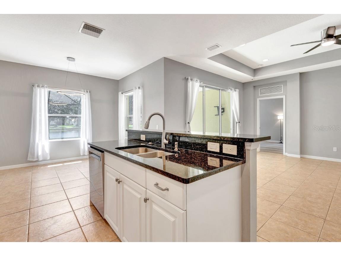 5005 Torrey Pines Run Bradenton FL 34211 A4675489 image8