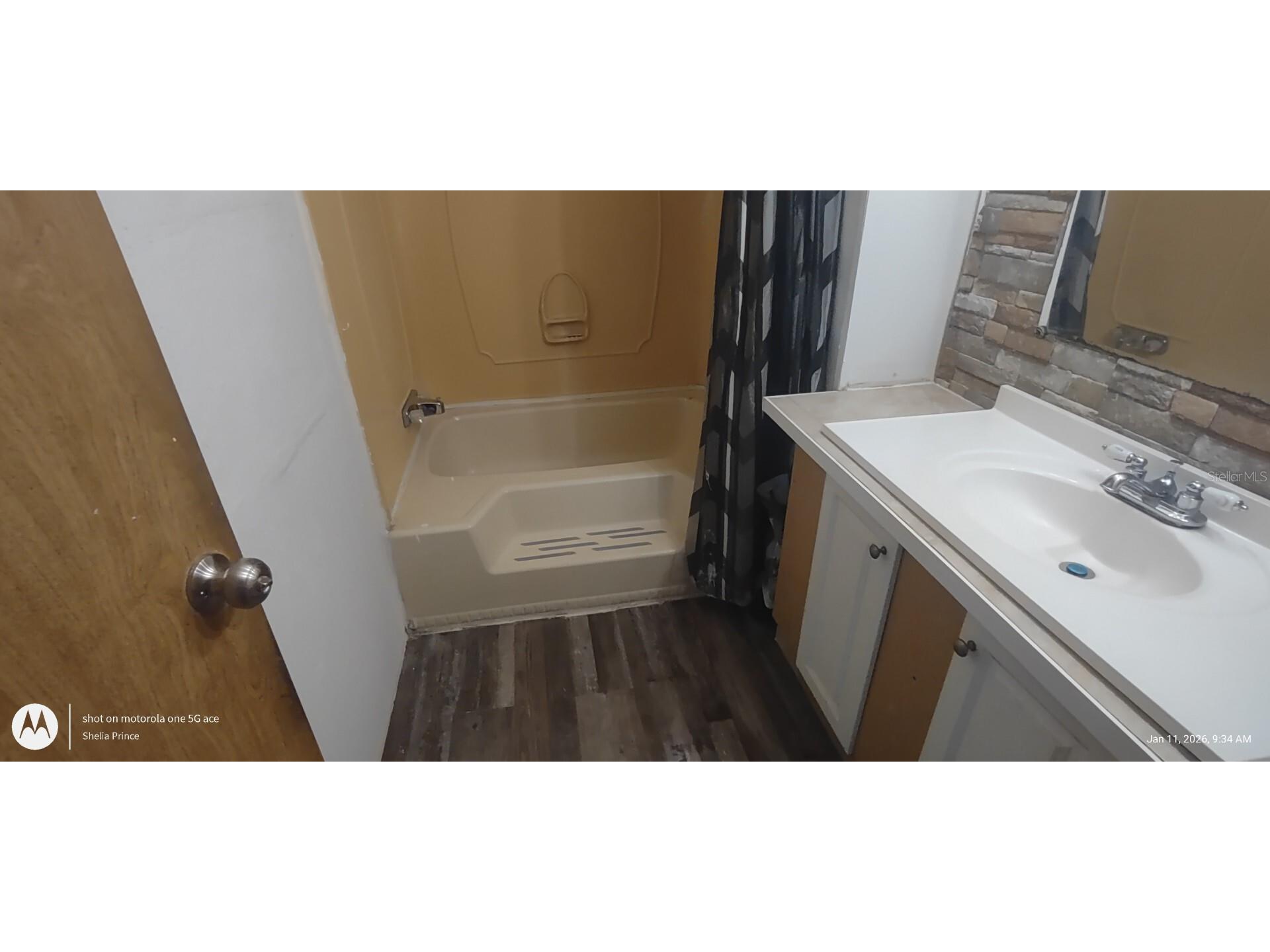 5006 Marc Drive Tampa FL 33619 L4960858 image10