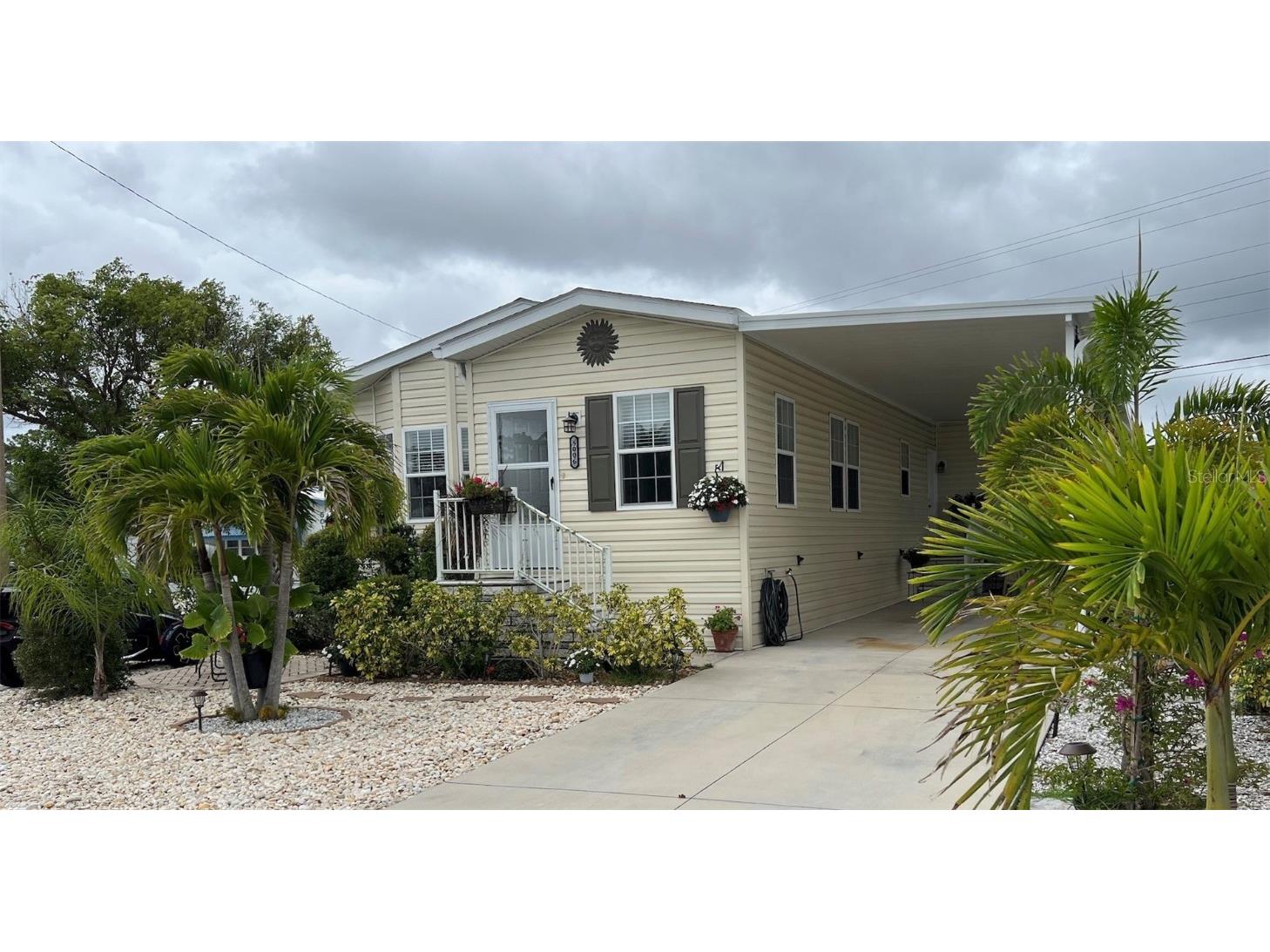 5006 Sea Island Avenue Sarasota FL 34234 A4567387 image1