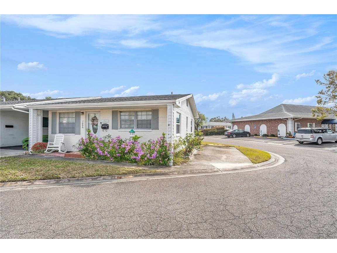 5006 Springwood Avenue N #119 Pinellas Park FL 33782 TB8344838 image1