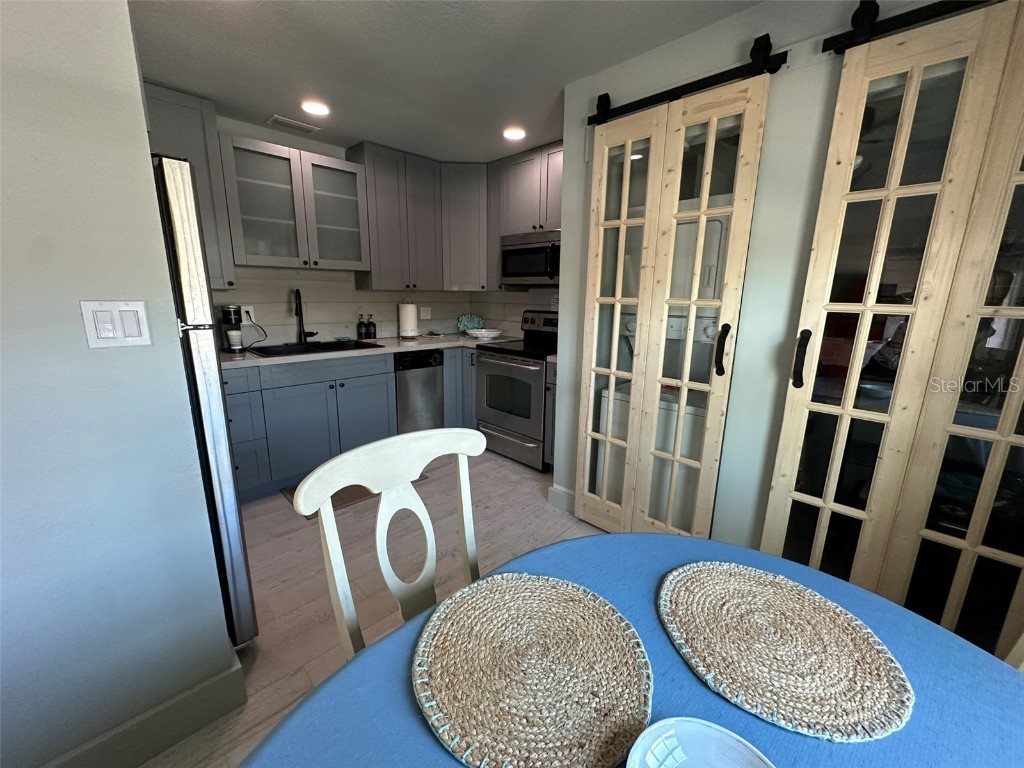 5006 Starfish Dr Se #A Saint Petersburg FL 33705 - LITTLE BAYOU / TAMPA BAY TB8418577 image11