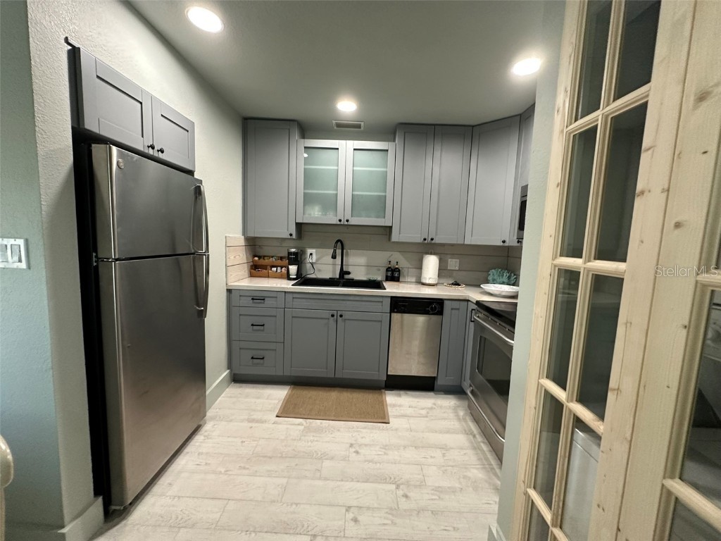 5006 Starfish Dr Se #A Saint Petersburg FL 33705 - LITTLE BAYOU / TAMPA BAY TB8418577 image41