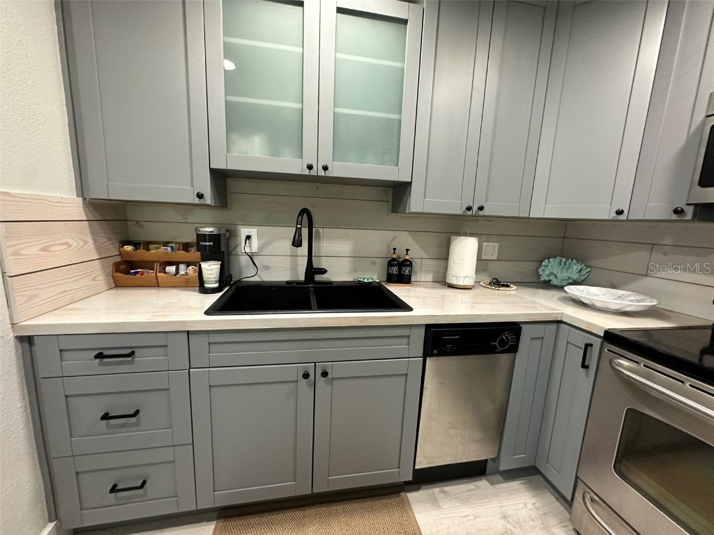 5006 Starfish Dr Se #A Saint Petersburg FL 33705 - LITTLE BAYOU / TAMPA BAY TB8418577 image8