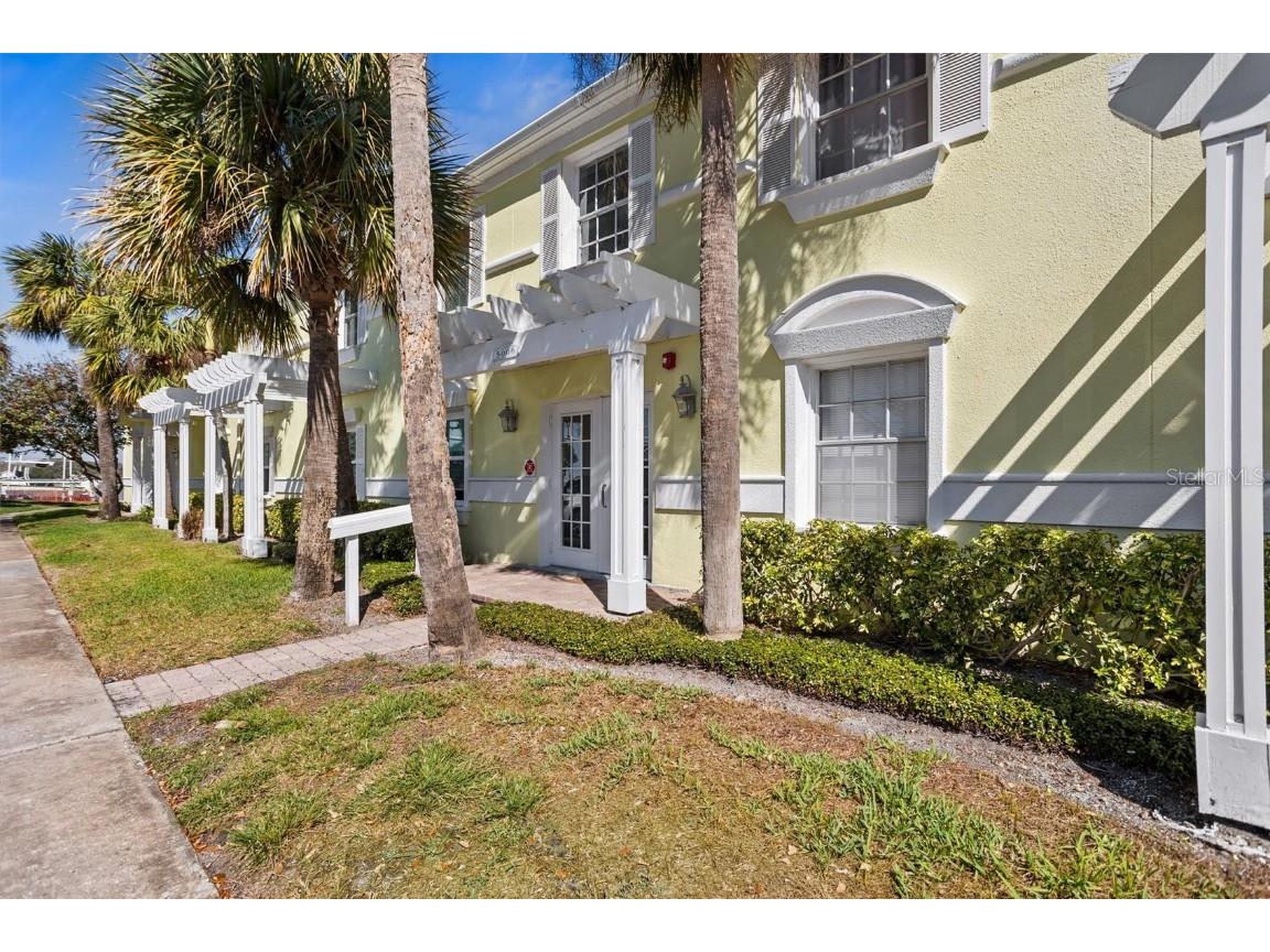 5006 Starfish Drive SE #A Saint Petersburg FL 33705 TB8354243 image1