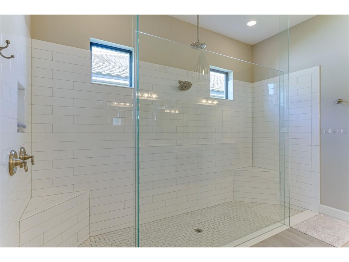 5006 Tivoli Run Lakewood Ranch FL 34211 A4544687 image20