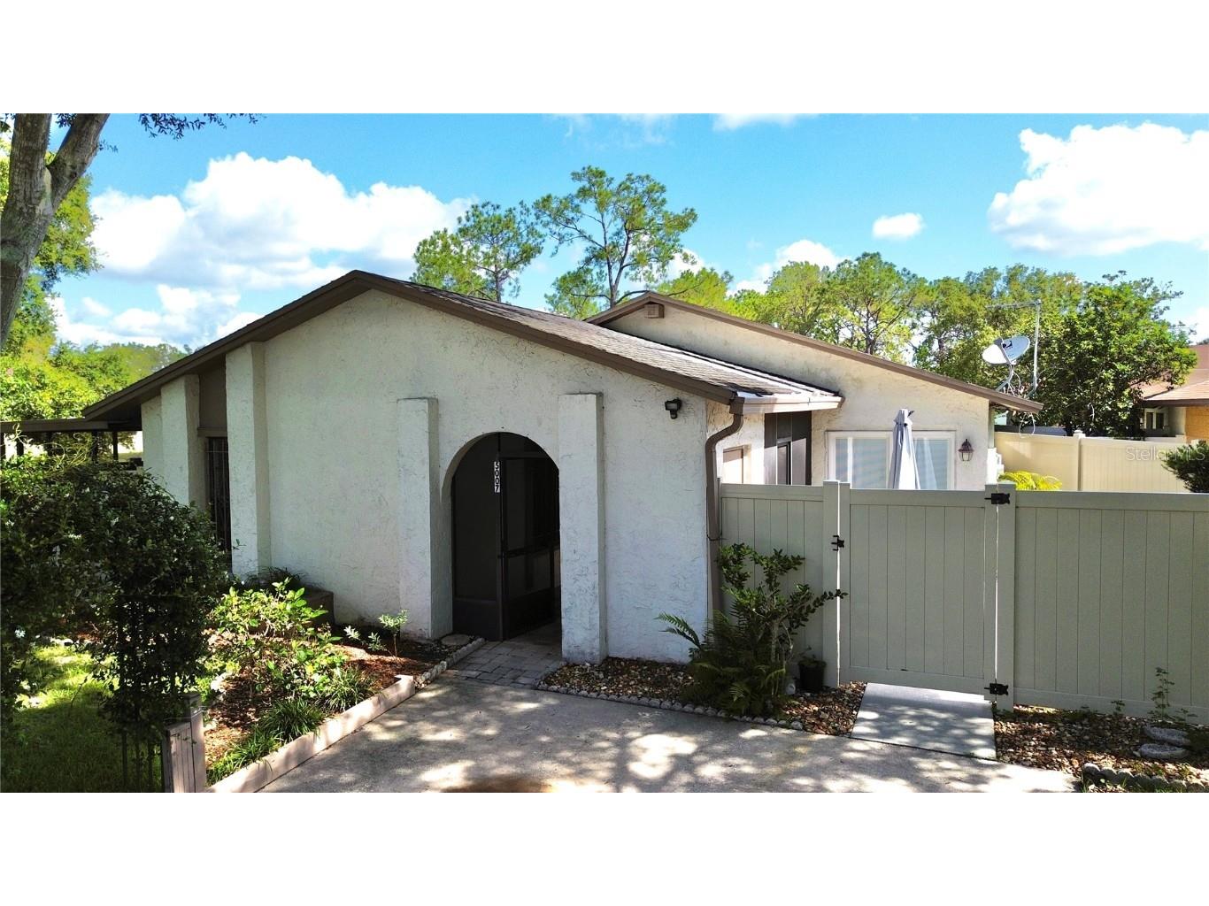 5007 Aberdeen Court Tampa FL 33624 T3455282 image1
