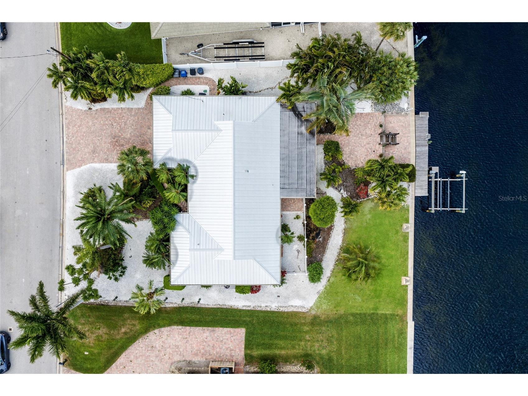 5007 Bimini Drive Bradenton FL 34210 A4689960 image1