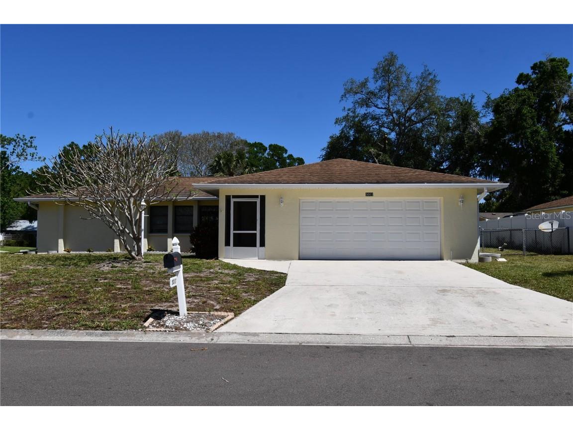 5007 Ithaca Lane Sarasota FL 34243 A4607414 image1