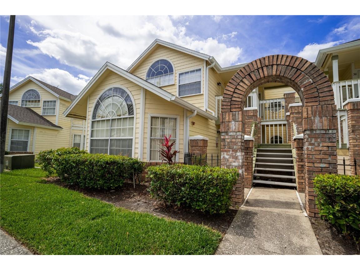 5007 Laguna Bay Circle #38 Kissimmee FL 34746 S5102477 image1