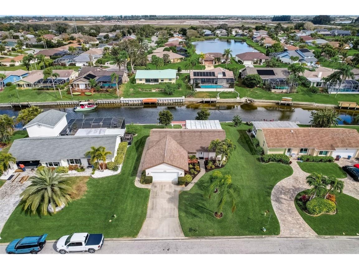 5007 Mangrove Point Road Bradenton FL 34210 A4598882 image1
