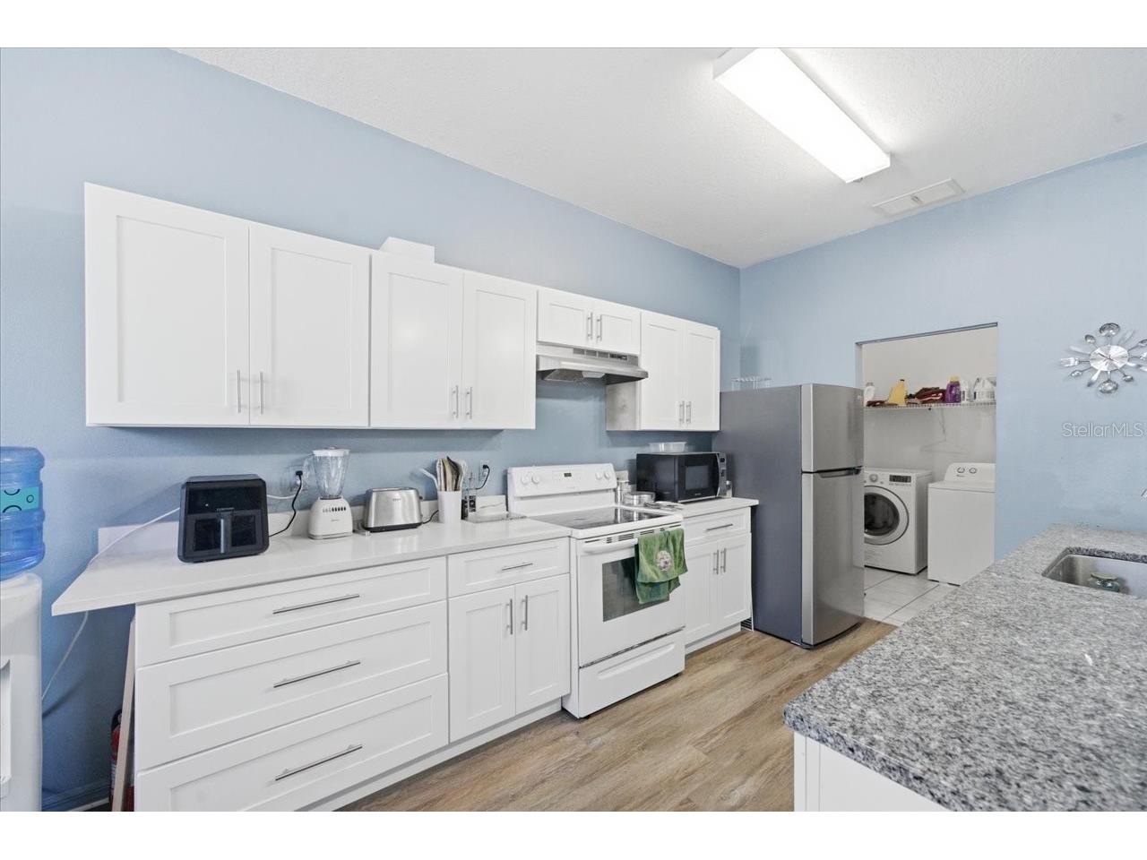 5007 Sunridge Palms Drive Tampa FL 33617 TB8498246 image11