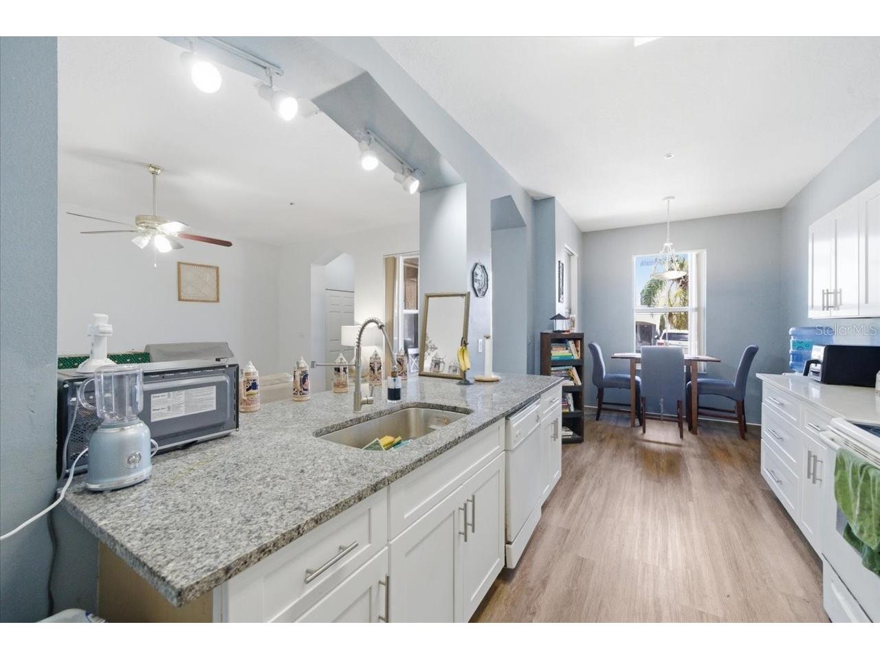 5007 Sunridge Palms Drive Tampa FL 33617 TB8498246 image14