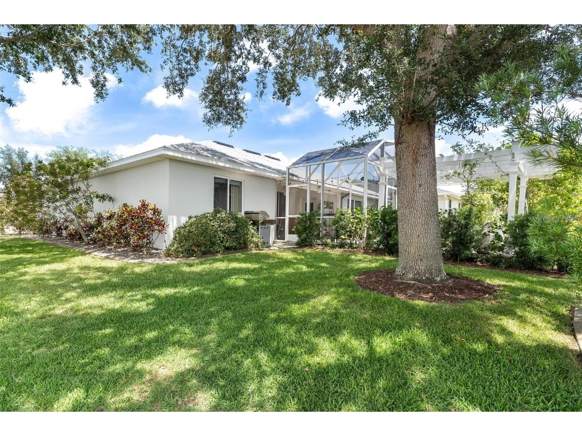 5008 Adriatic Avenue Tavares FL 32778 - LITTLE LAKE HARRIS G5099454 image3