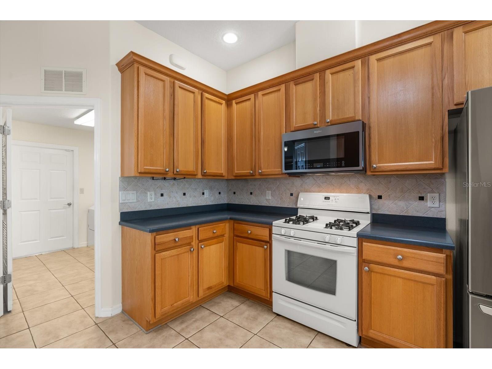 5008 Adriatic Avenue Tavares FL 32778 - LITTLE LAKE HARRIS O6375281 image8