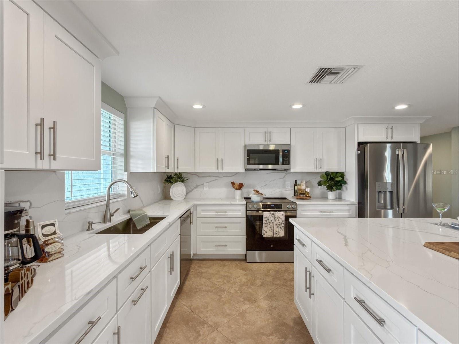 5008 Dory Drive New Port Richey FL 34652 W7886543 image6