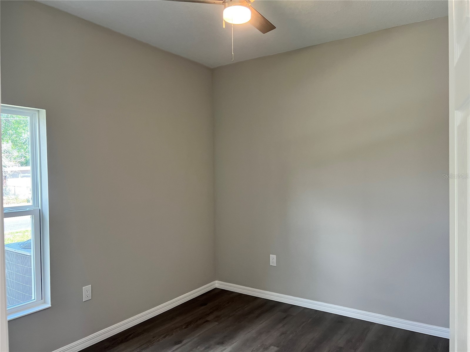 5008 Finders Court Tampa FL 33617 TB8517596 image10