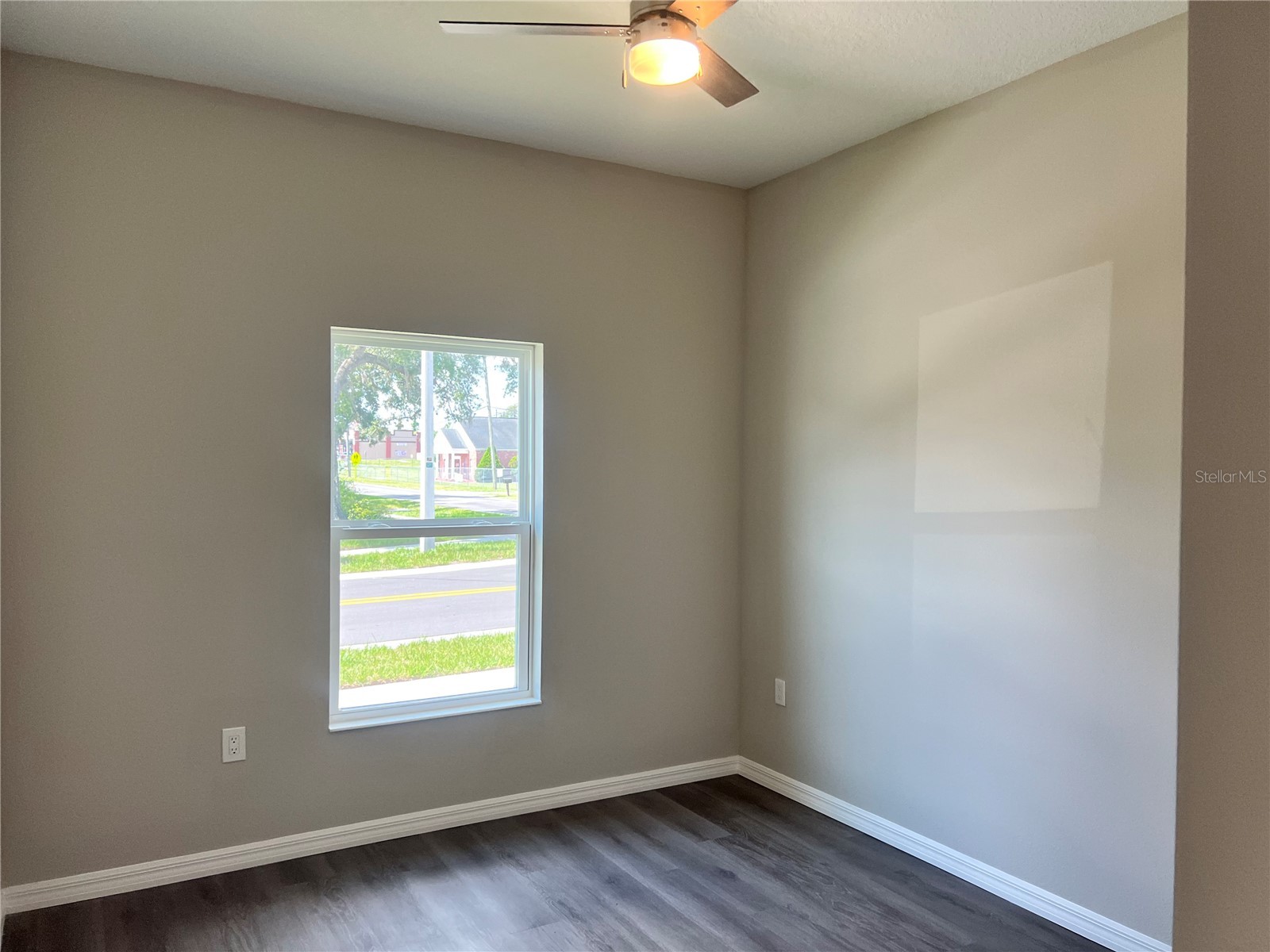 5008 Finders Court Tampa FL 33617 TB8517596 image12
