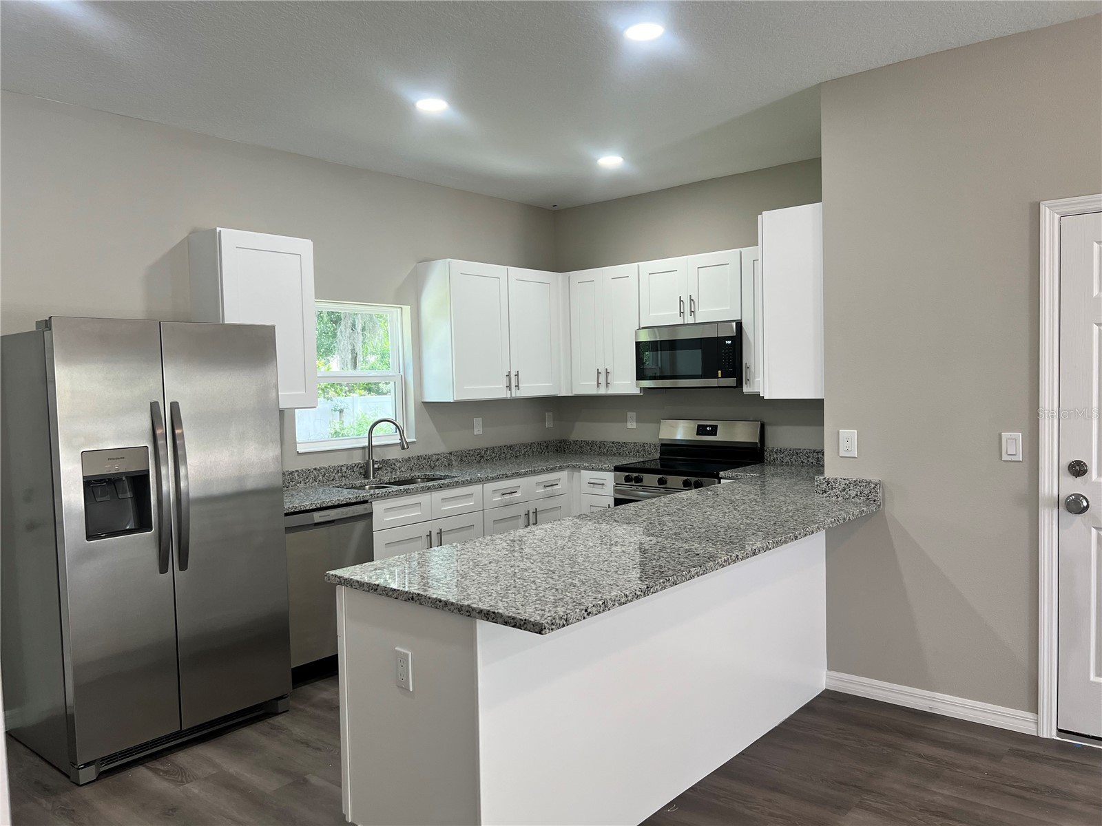 5008 Finders Court Tampa FL 33617 TB8517596 image3
