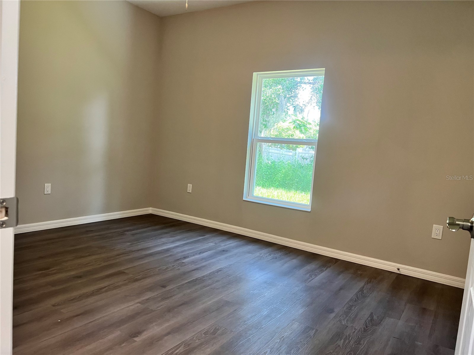 5008 Finders Court Tampa FL 33617 TB8517596 image7