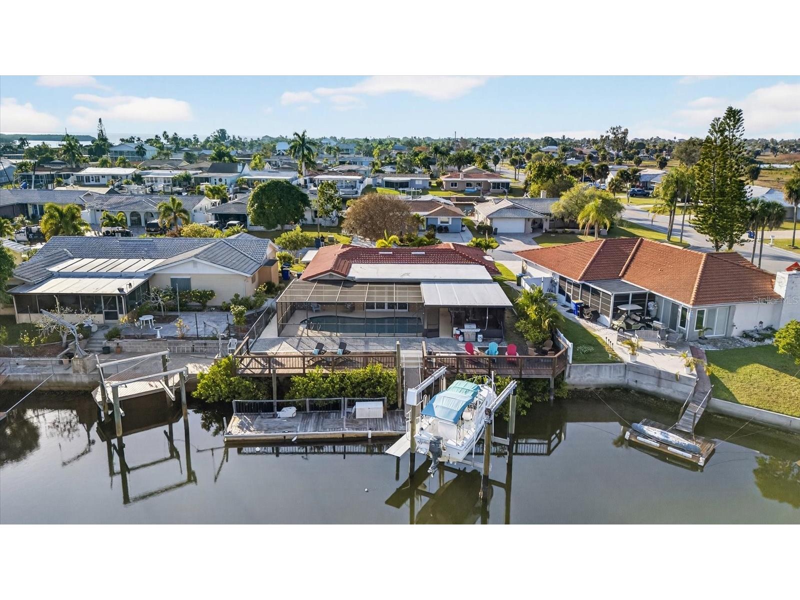 5008 Forecastle Drive New Port Richey FL 34652 W7880889 image2