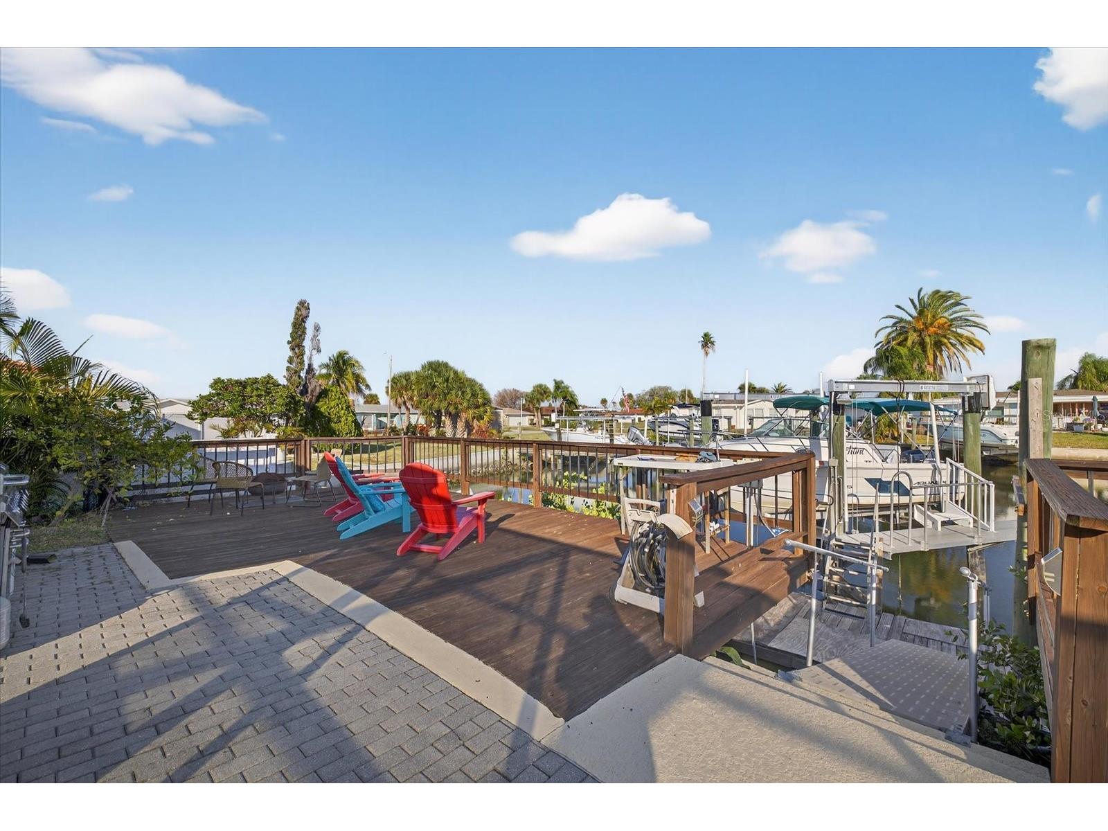 5008 Forecastle Drive New Port Richey FL 34652 W7880889 image42