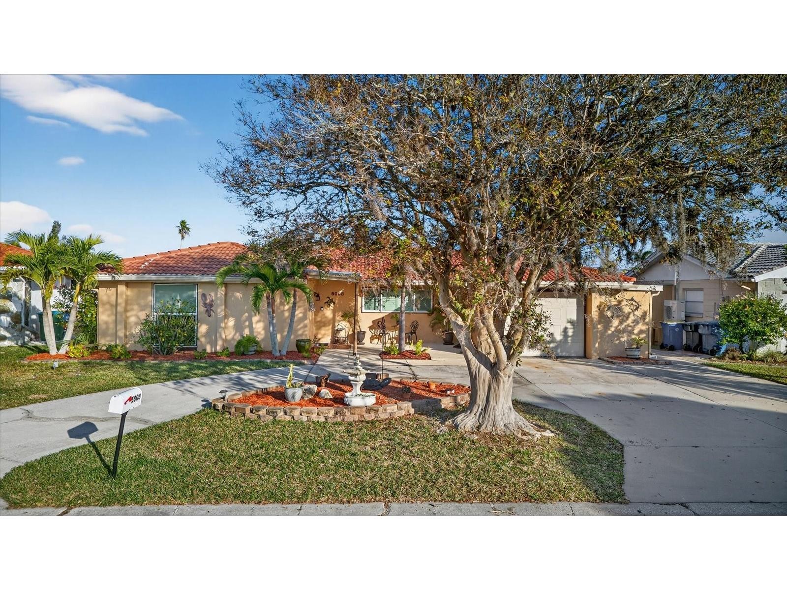 5008 Forecastle Drive New Port Richey FL 34652 W7880889 image54