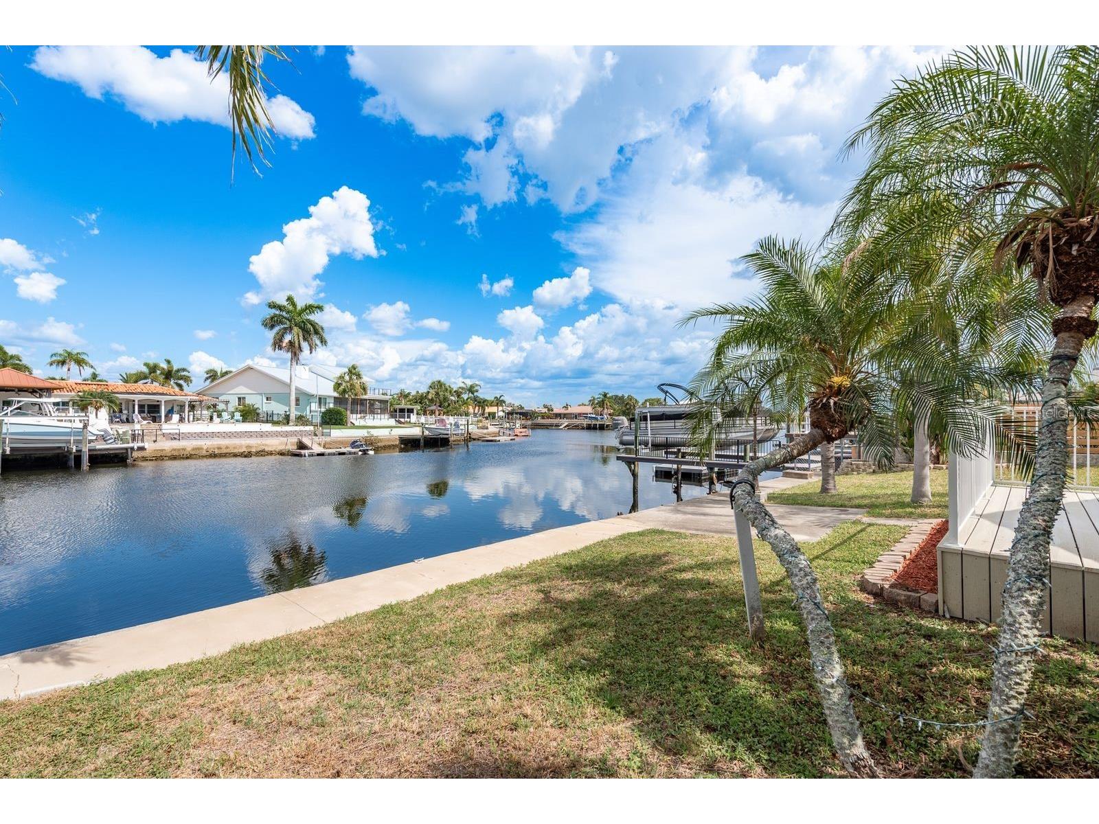 5008 Glenn Drive New Port Richey FL 34652 TB8400878 image6