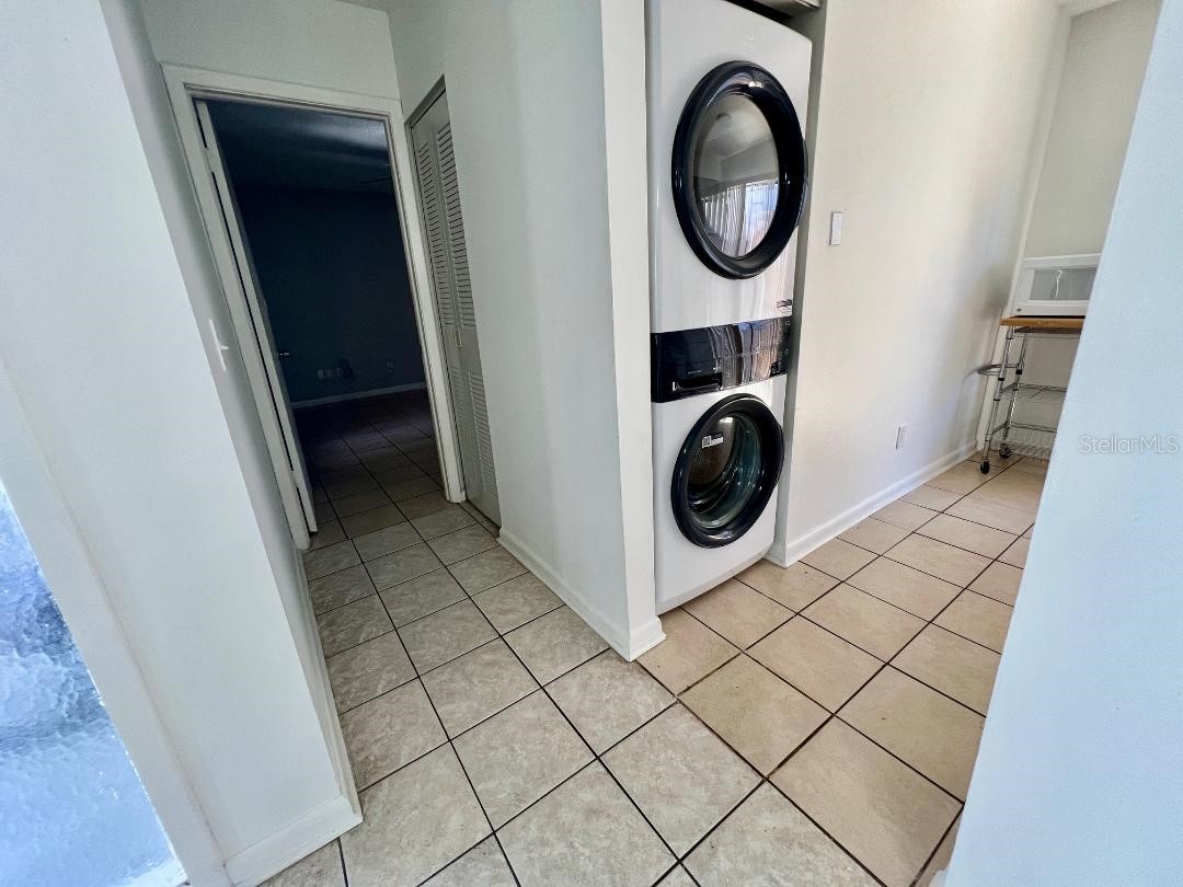 5008 Parkhill Place Tampa FL 33624 TB8490729 image11