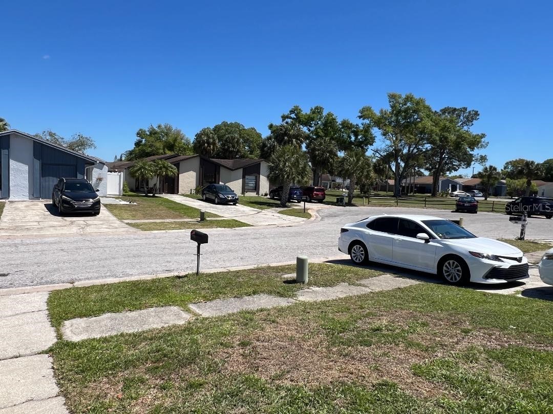 5008 Parkhill Place Tampa FL 33624 TB8490729 image21