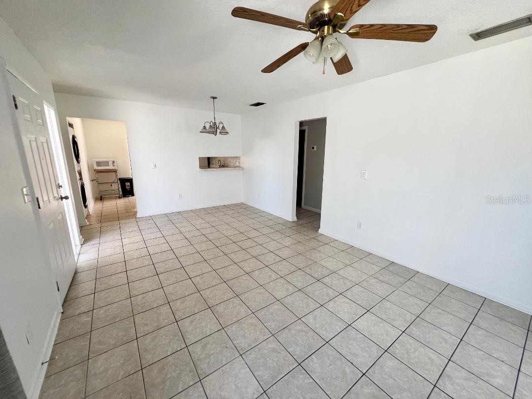 5008 Parkhill Place Tampa FL 33624 TB8490729 image3