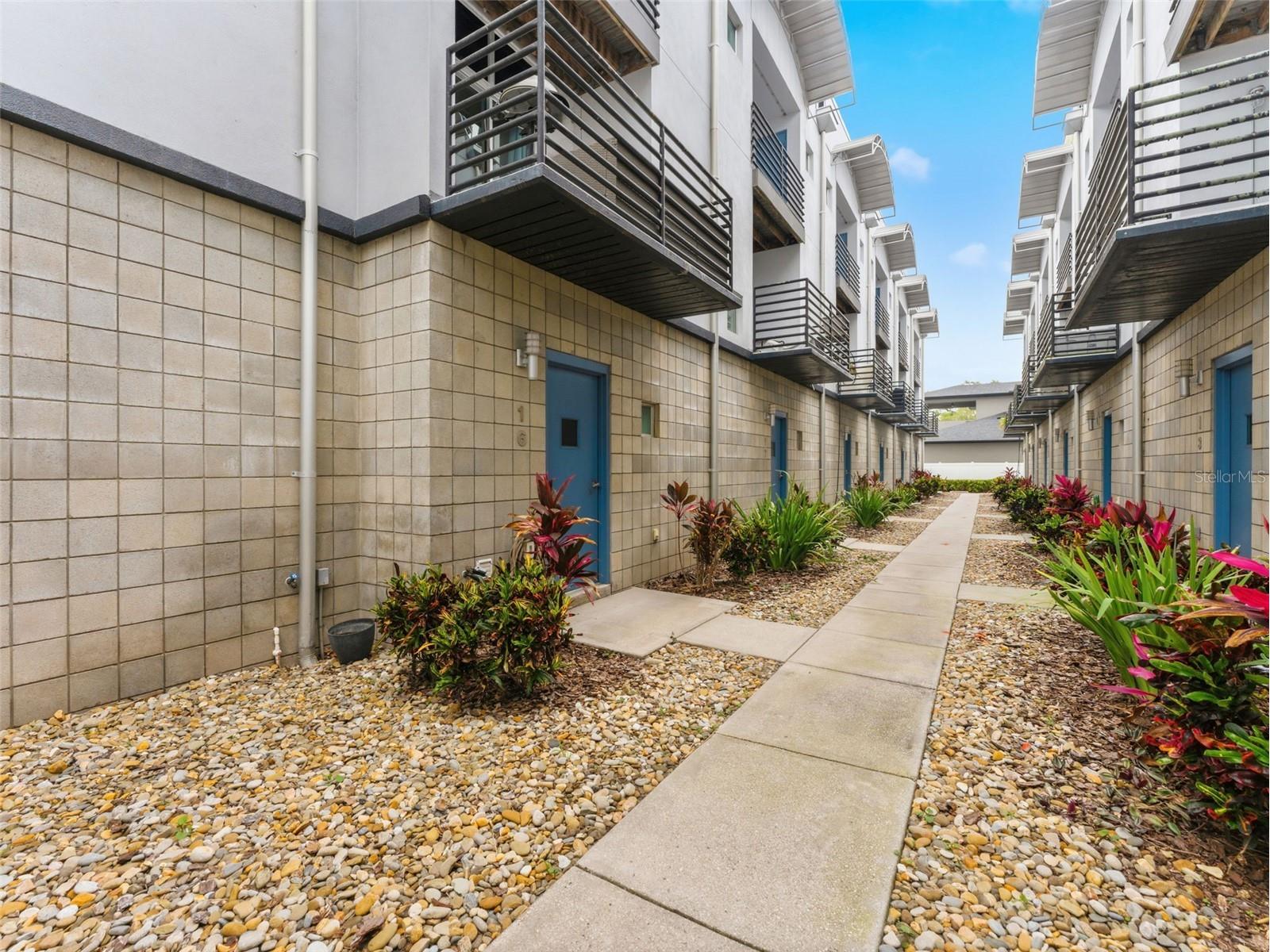 5008 S Macdill Avenue #16 Tampa FL 33611 TB8508216 image1