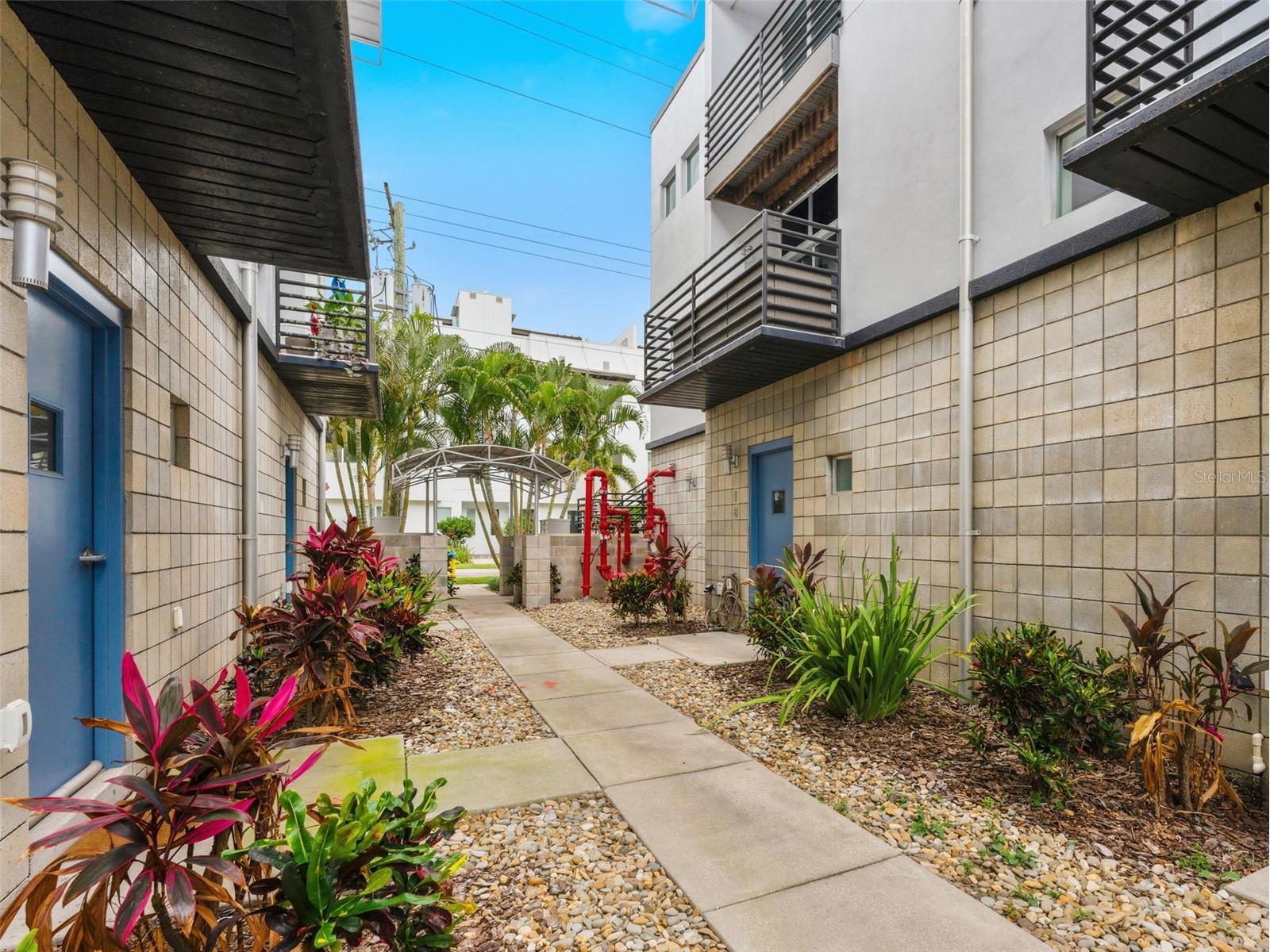 5008 S Macdill Avenue #16 Tampa FL 33611 TB8508216 image2