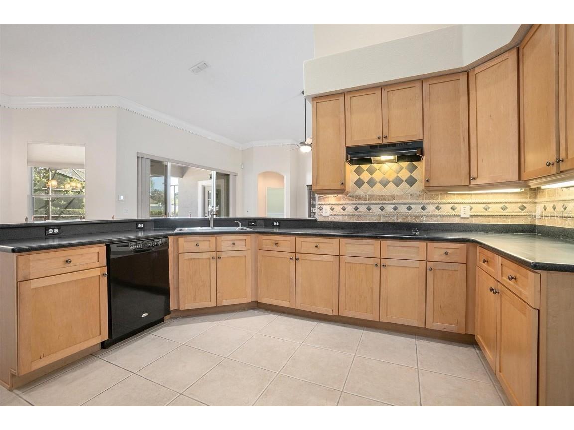 5009 Hawks Hammock Way Sanford FL 32771 V4945738 image10