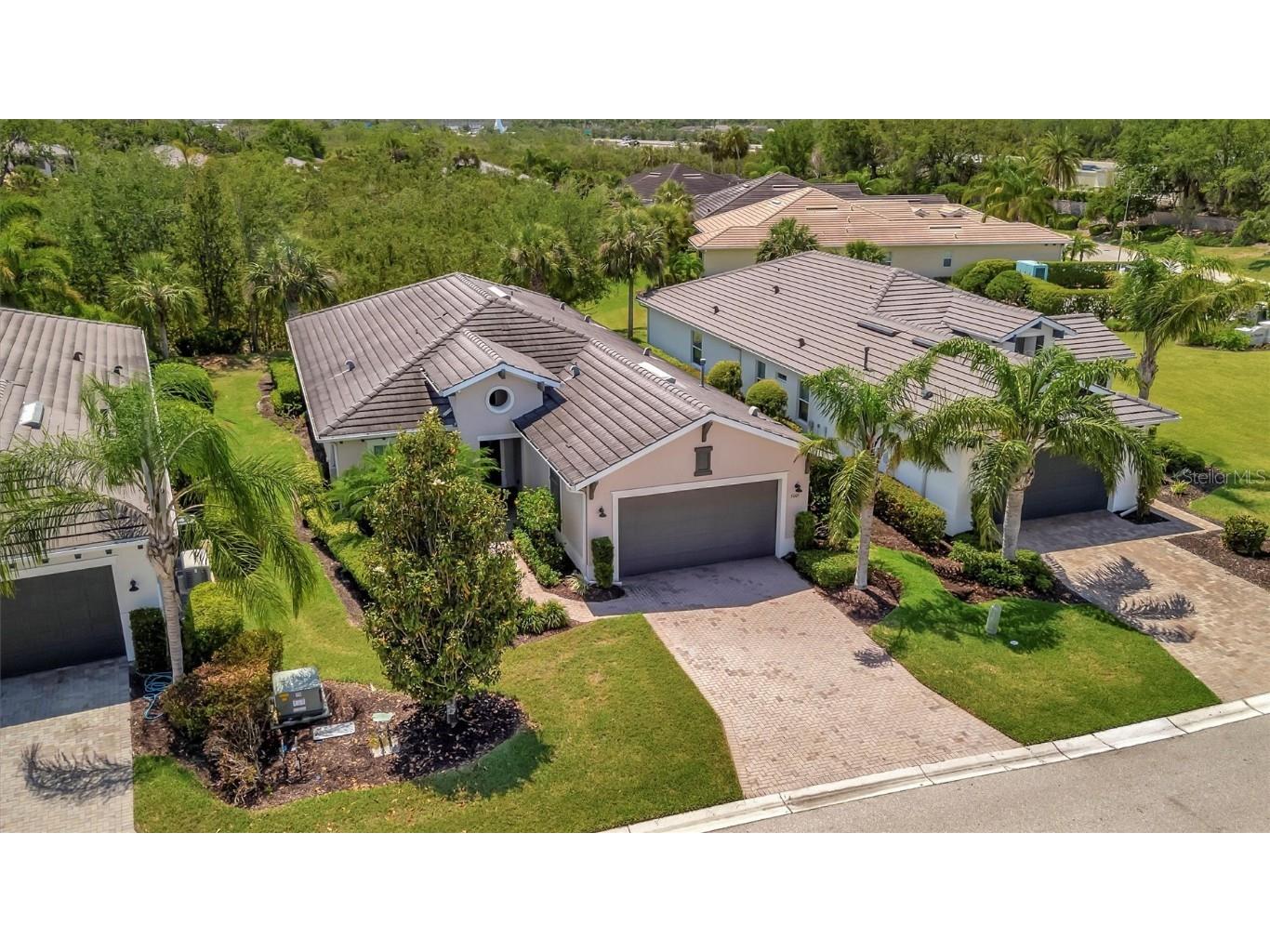 5009 Lake Overlook Avenue Bradenton FL 34208 - MANATEE RIVER A4648260 image1