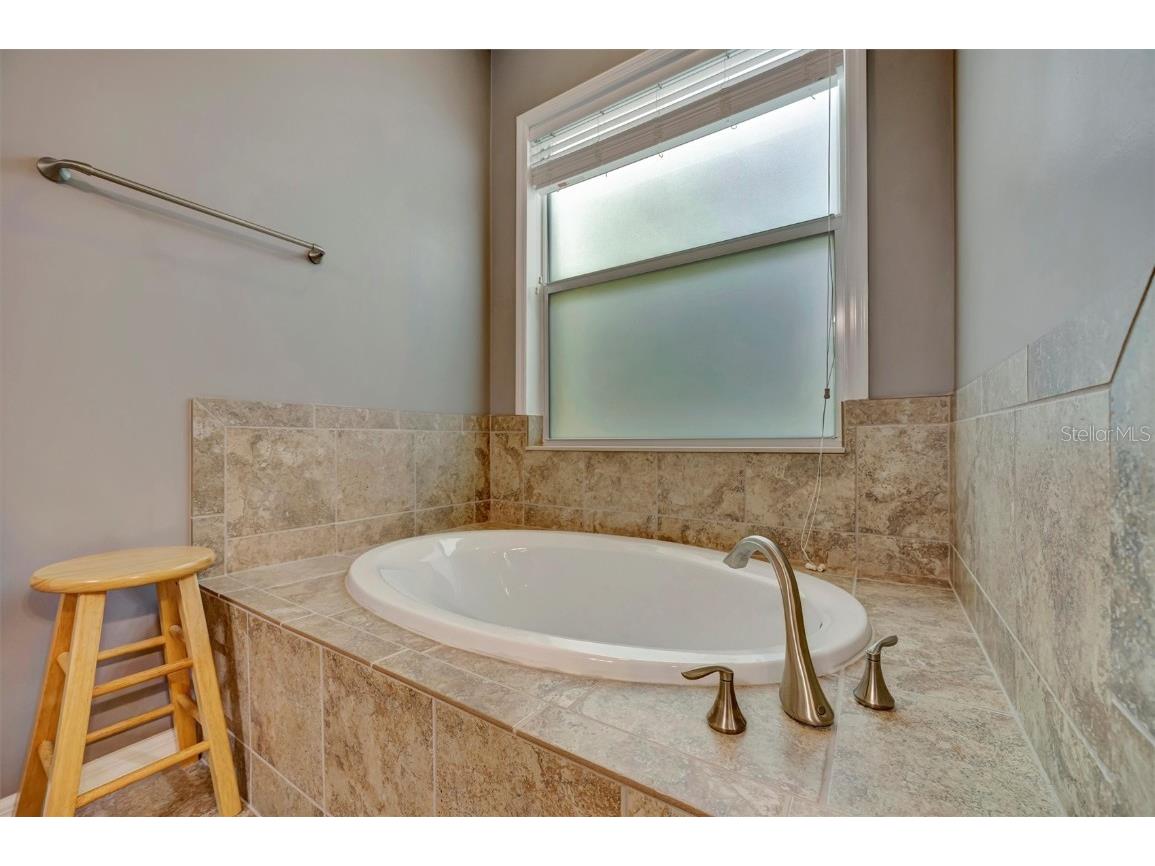 5009 Lake Overlook Avenue Bradenton FL 34208 - MANATEE RIVER A4648260 image39