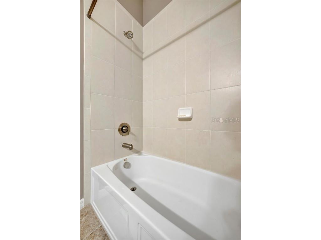 5009 Lake Overlook Avenue Bradenton FL 34208 - MANATEE RIVER A4648260 image46