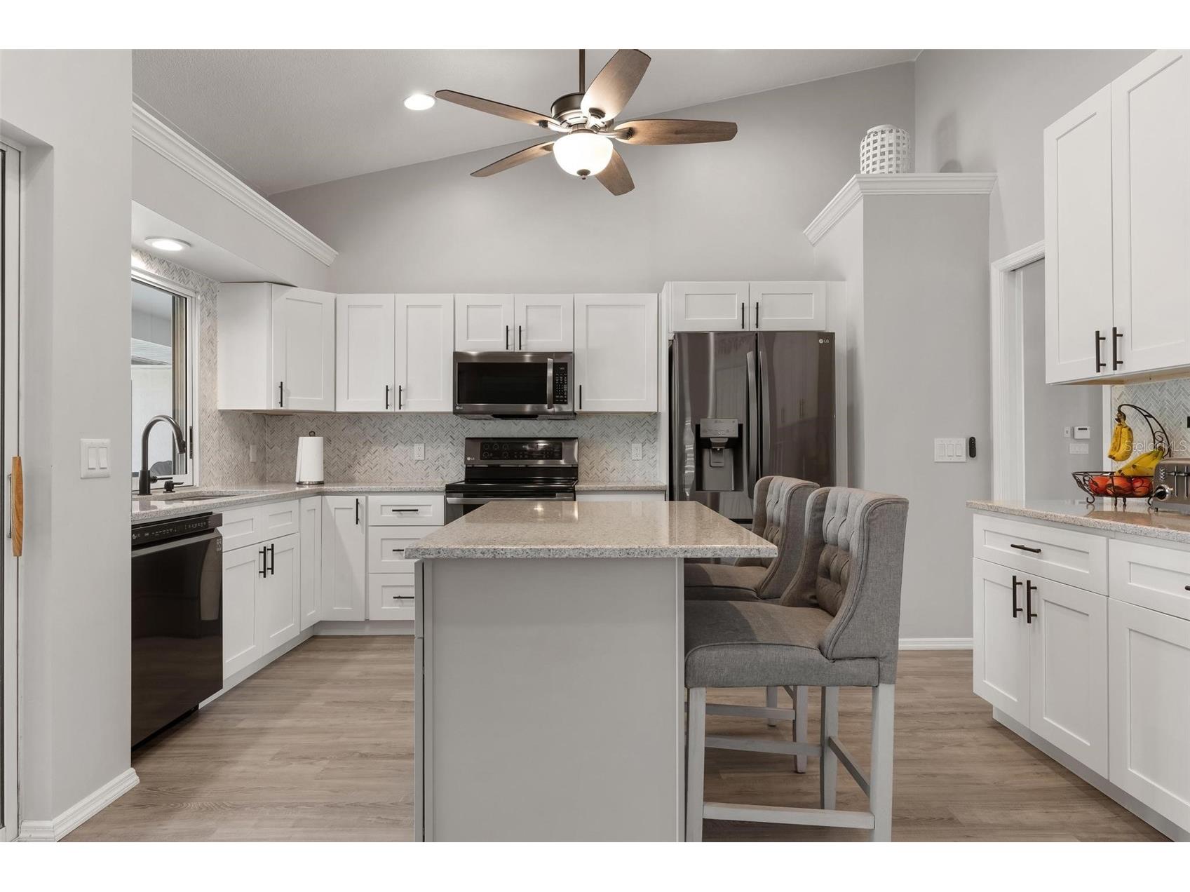 5009 Southern Pine Circle Venice FL 34293 - SOUTHWOOD POND N6143119 image14