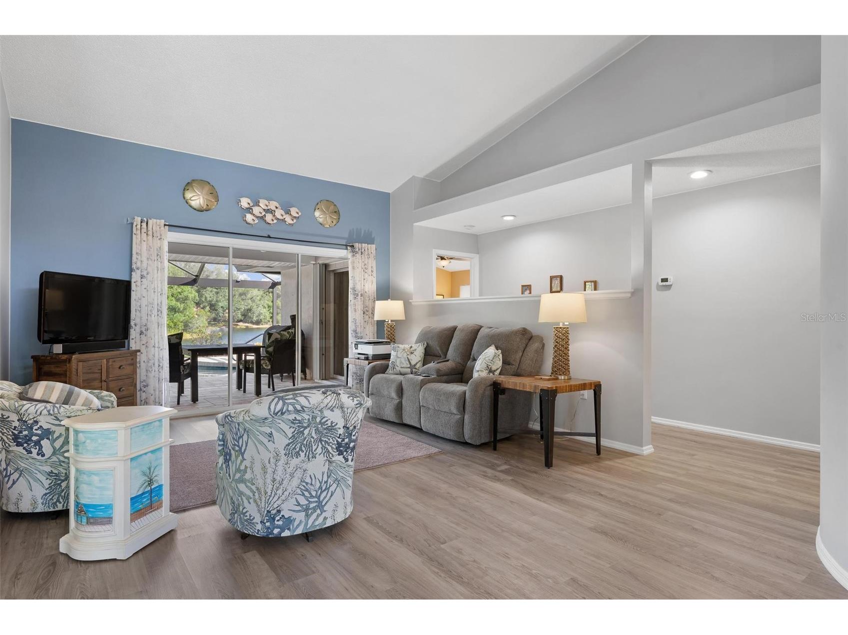 5009 Southern Pine Circle Venice FL 34293 - SOUTHWOOD POND N6143119 image3