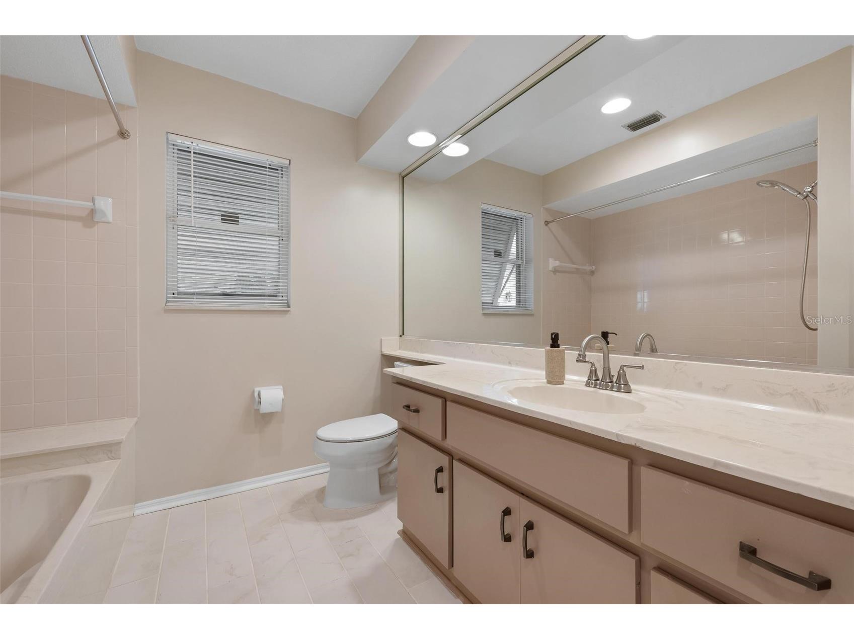 5009 Southern Pine Circle Venice FL 34293 - SOUTHWOOD POND N6143119 image30