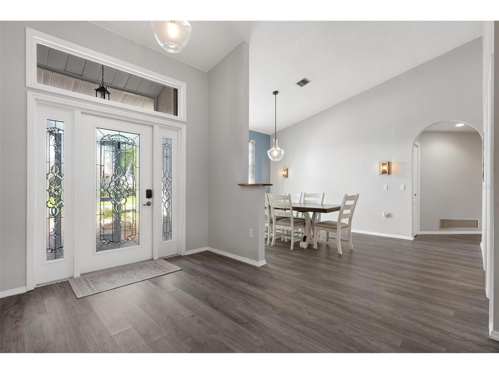 5009 Southern Pine Circle Venice FL 34293 - SOUTHWOOD POND N6143119 image9