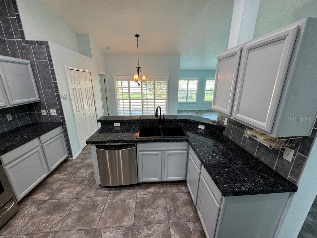 5009 Sturbridge Court Sarasota FL 34238 A4605805 image4