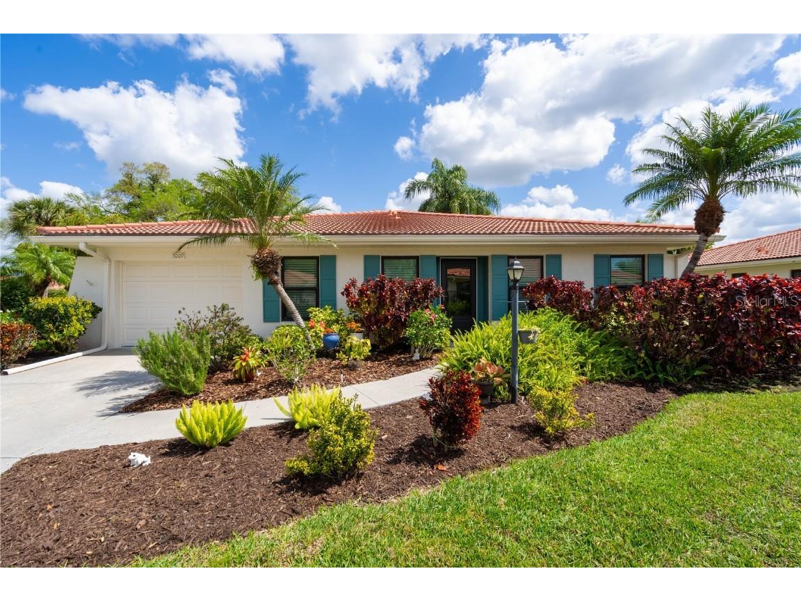 5009 Vivienda Way #27 Sarasota FL 34235 A4601141 image1