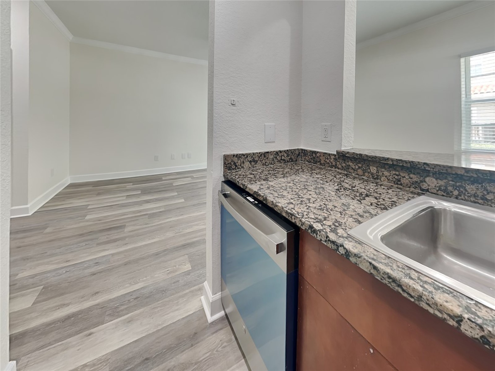 501 100th Avenue N Saint Petersburg FL 33702 TB8511718 image17