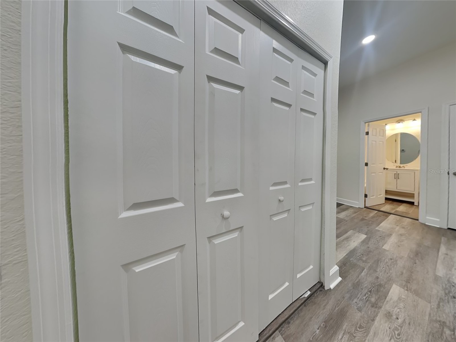 501 100th Avenue N Saint Petersburg FL 33702 TB8511718 image35