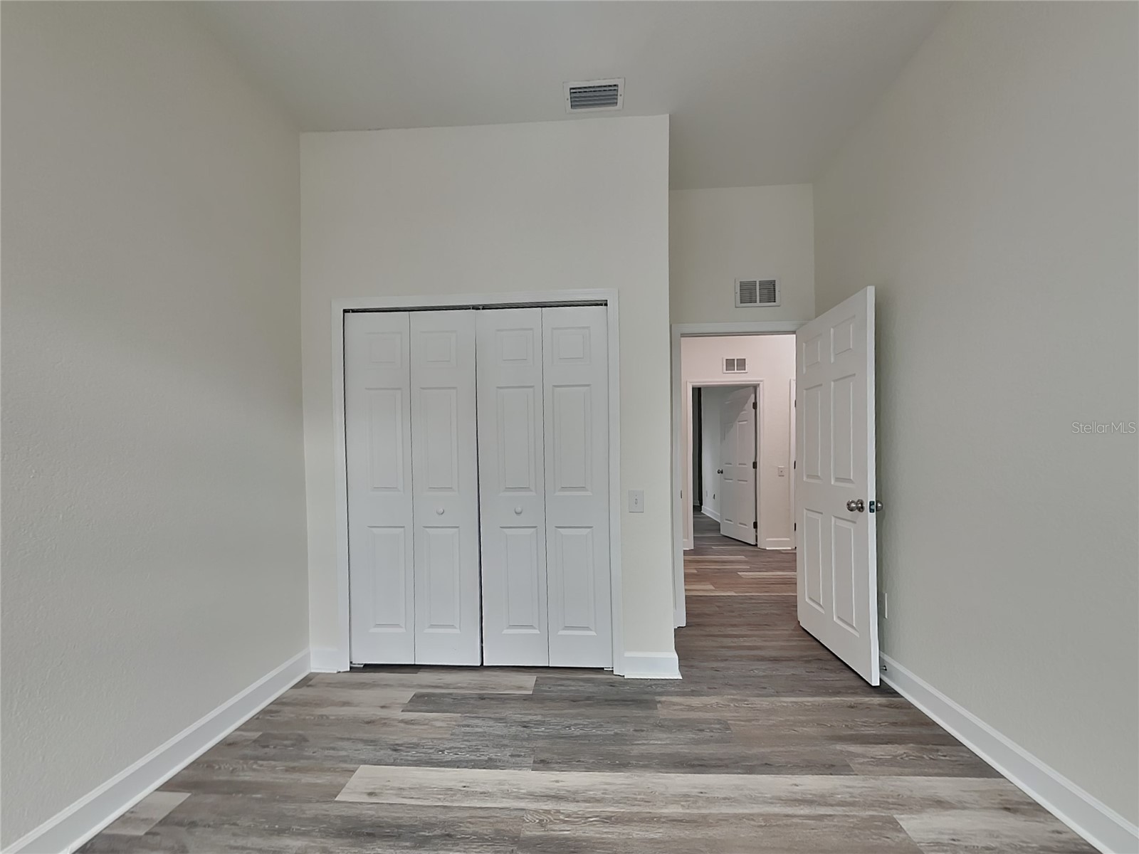 501 100th Avenue N Saint Petersburg FL 33702 TB8511718 image41