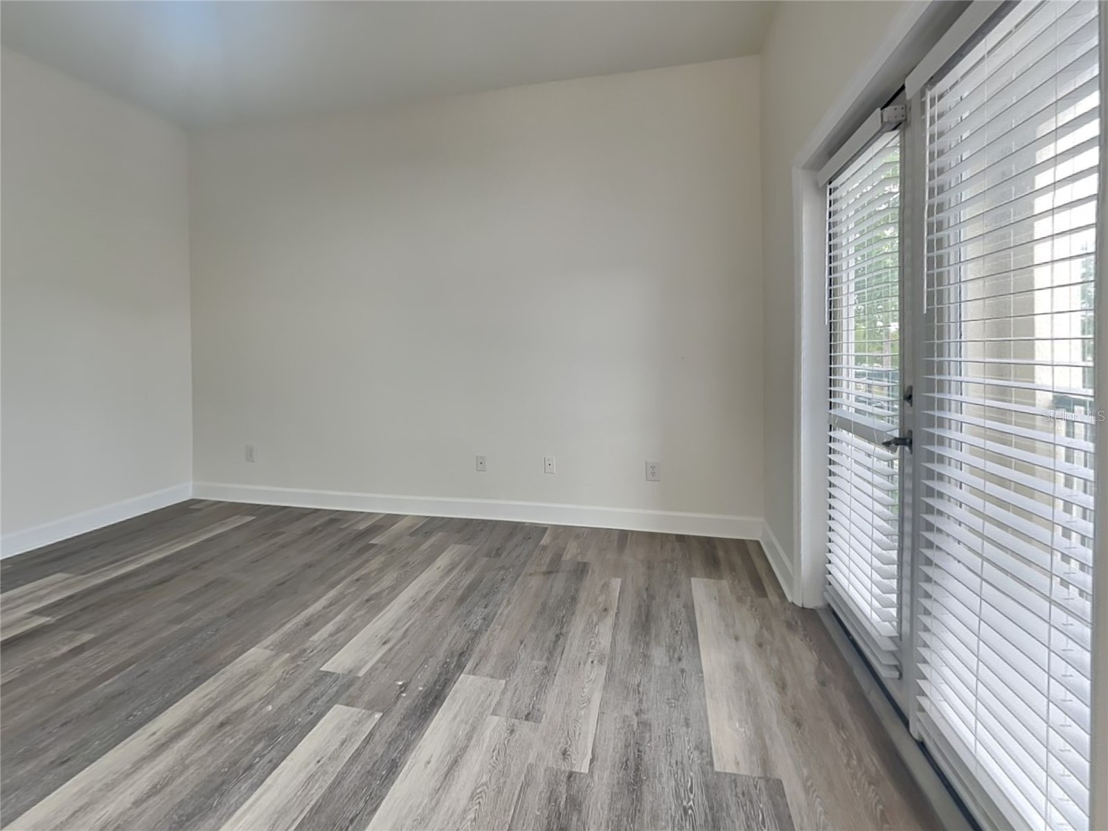 501 100th Avenue N Saint Petersburg FL 33702 TB8511718 image53