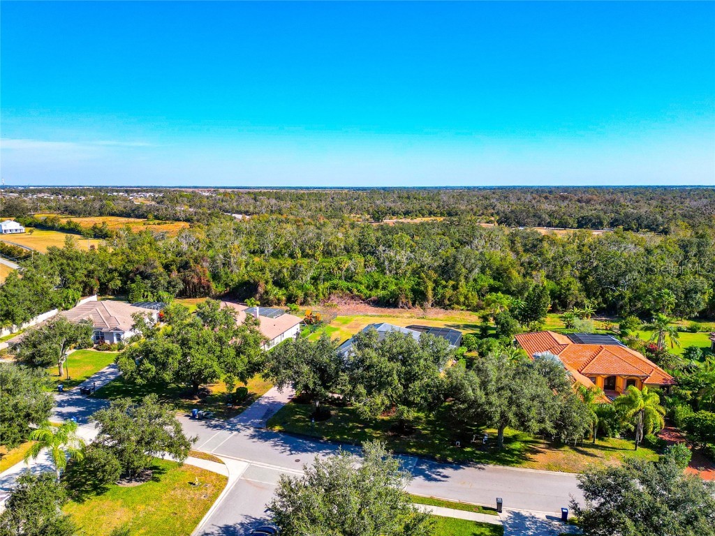 501 169th Court NE Bradenton FL 34212 A4673568 image55