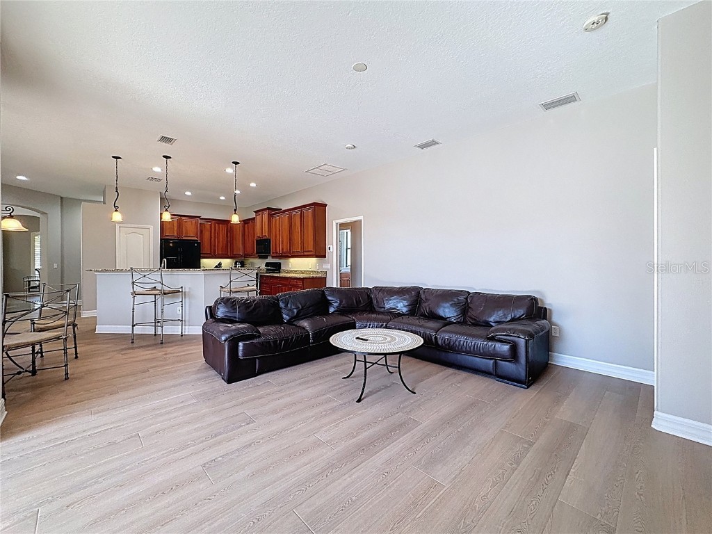 501 169th Court NE Bradenton FL 34212 A4673568 image66