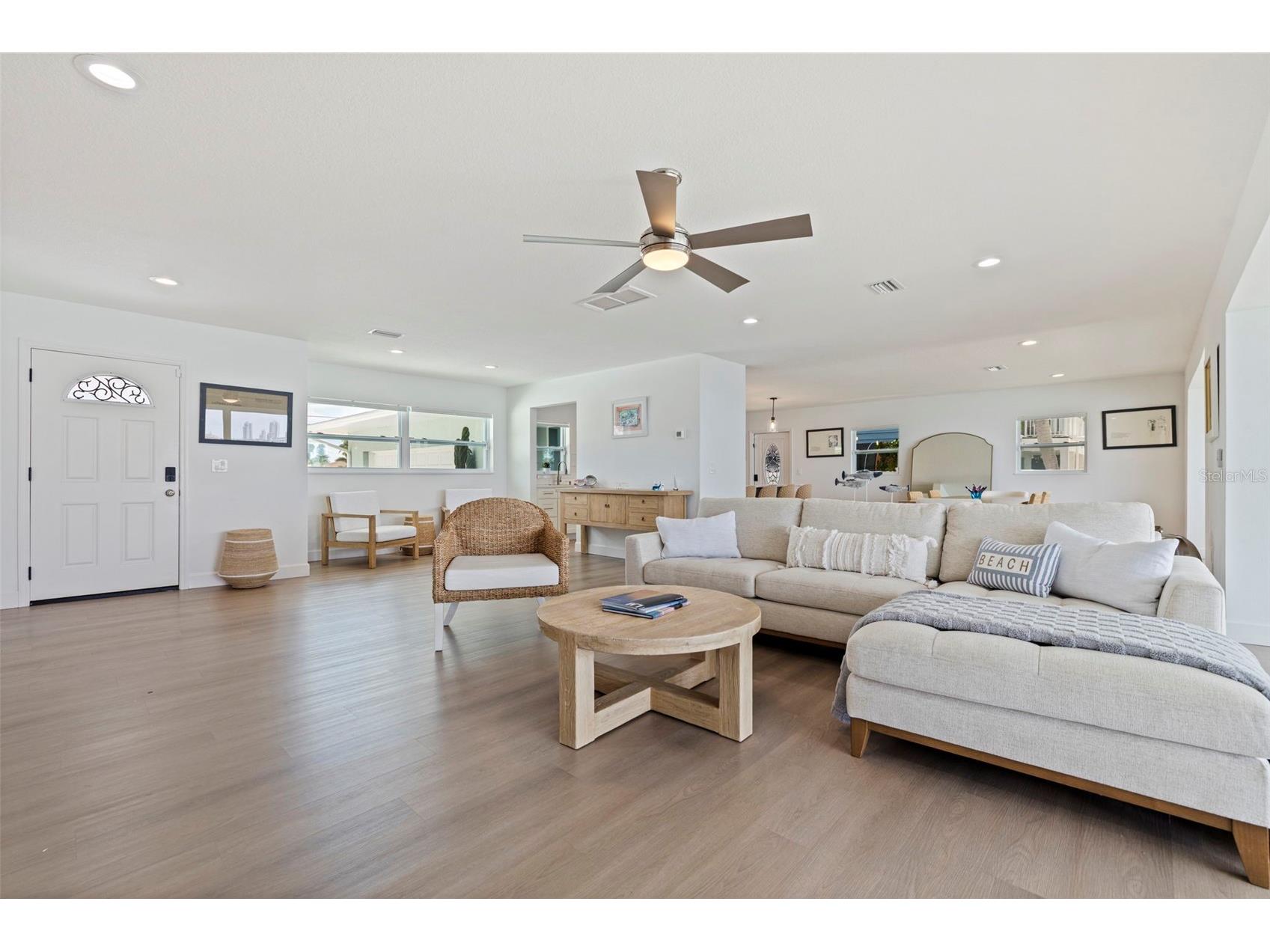 501 22nd Avenue SE Saint Petersburg FL 33705 - TAMPA BAY TB8524366 image12