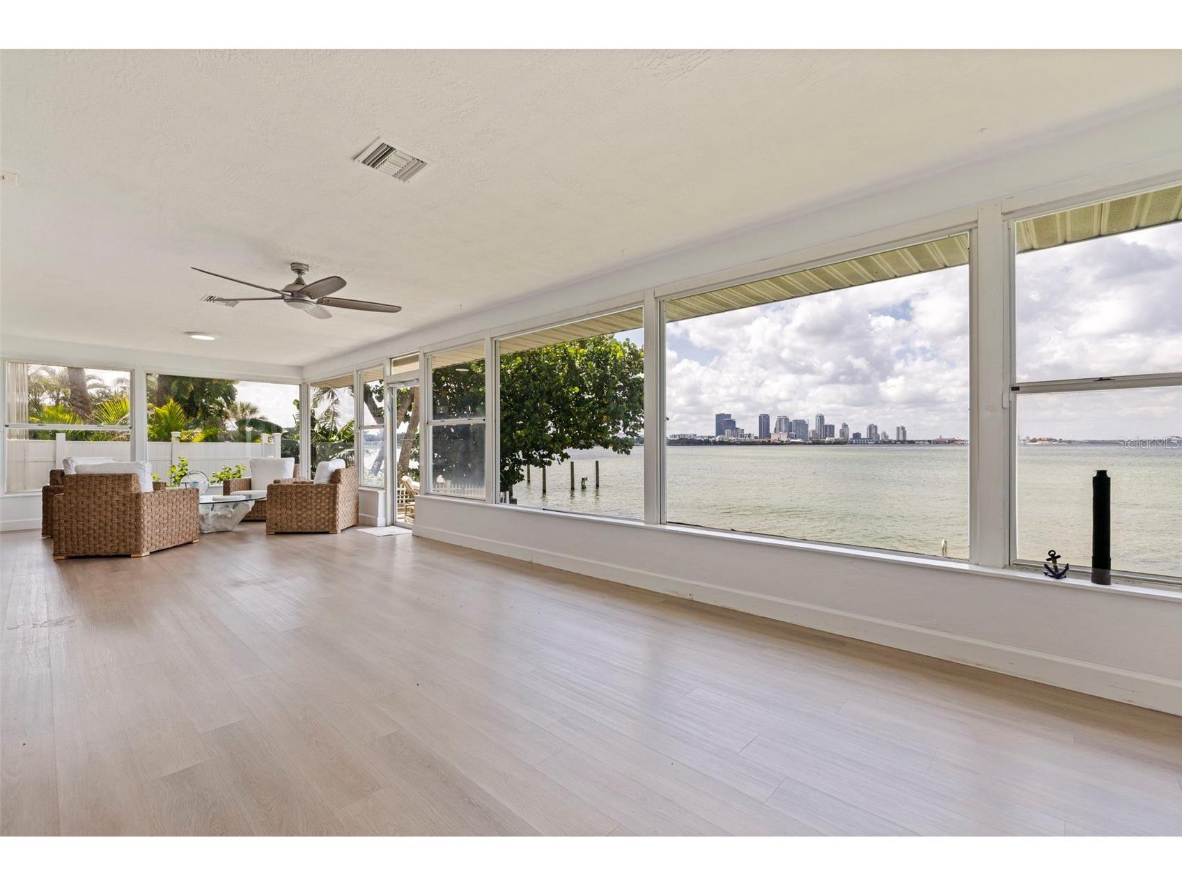 501 22nd Avenue SE Saint Petersburg FL 33705 - TAMPA BAY TB8524366 image13